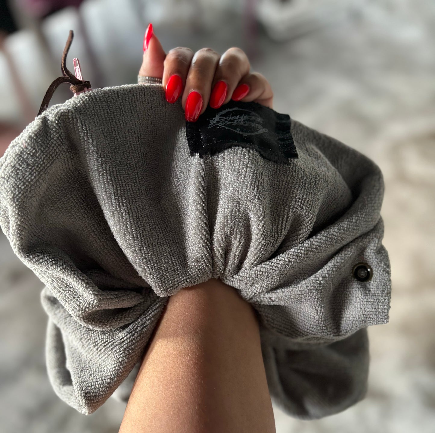 MICROFIBER “HAIR TOWEL” SCRUNCHIE W/ ZIPPER POCKET + STRAPS
